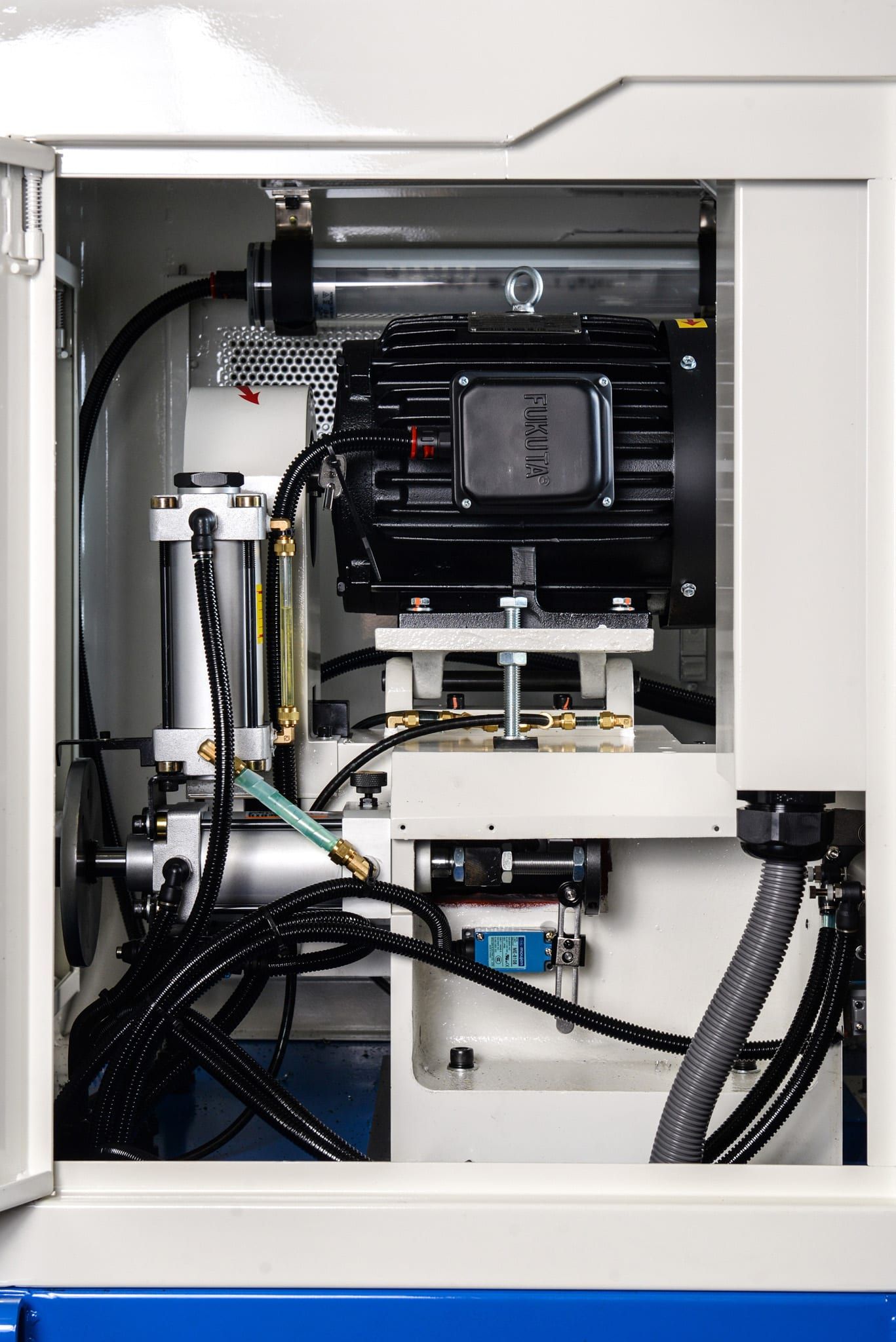 EF-AC/115 motor and drive internals